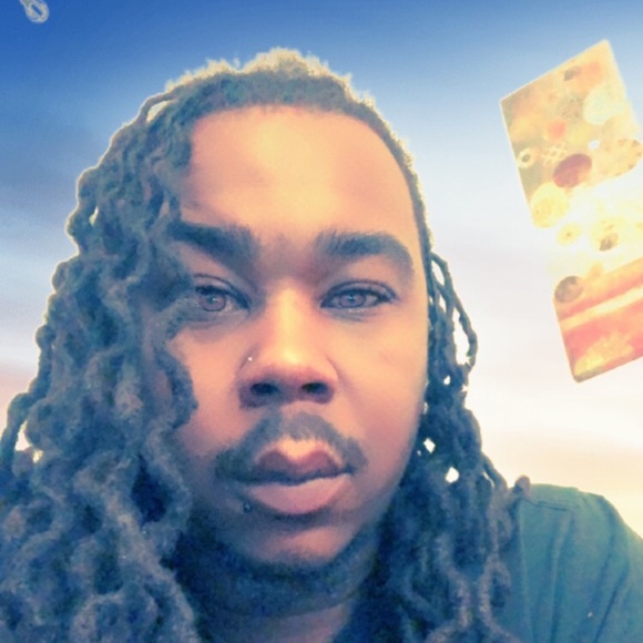 Meet your Posher, Andrew - Picture 1 of 1